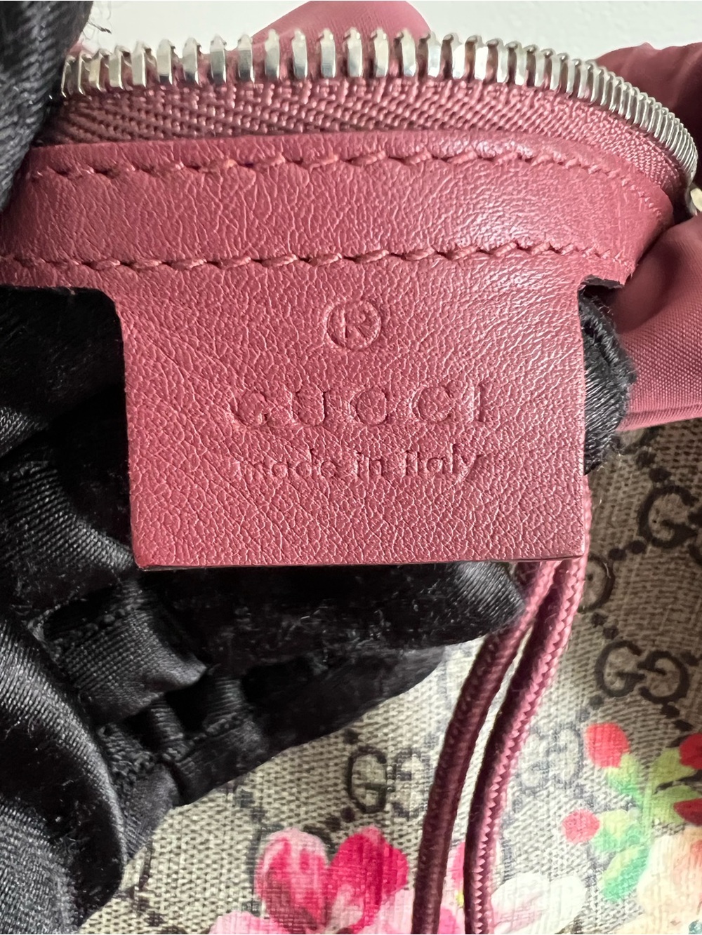 Gucci GG Supreme Floral Canvas Backpack in Pink and Green - Picture 7 of 9